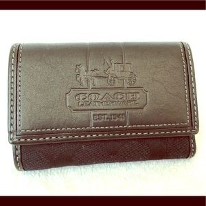NWT Coach black signature mini trifold wallet